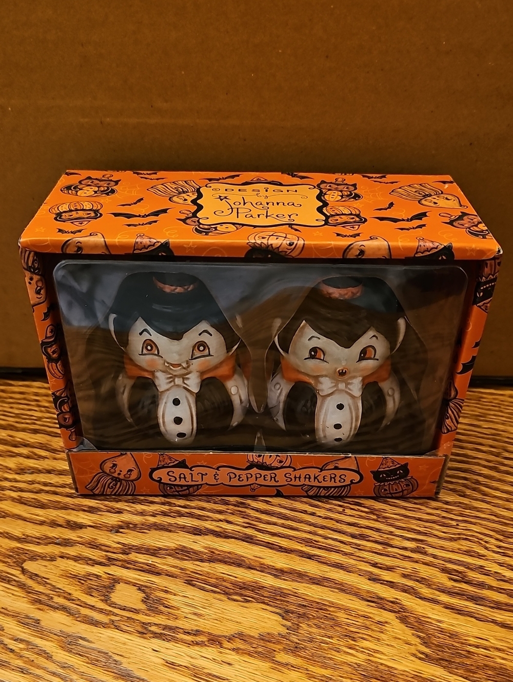 Johanna Parker Halloween Vampire Salt & Pepper Shaker Set - Orange/Black